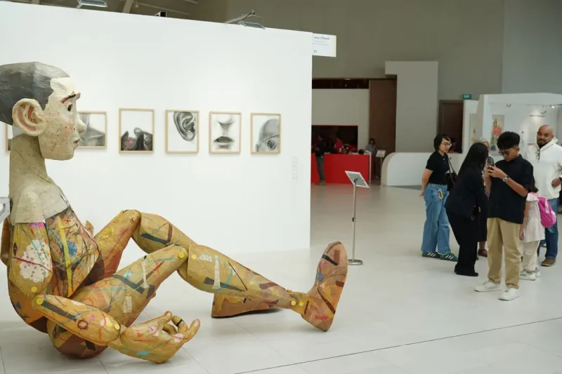 Galeri Seni Hologram 4D: Saat Pameran Seni Rupa Jakarta Oktober 2026 Pajang Lukisan Hidup yang Bereaksi pada Detak Jantung dan Emosi Pengunjung